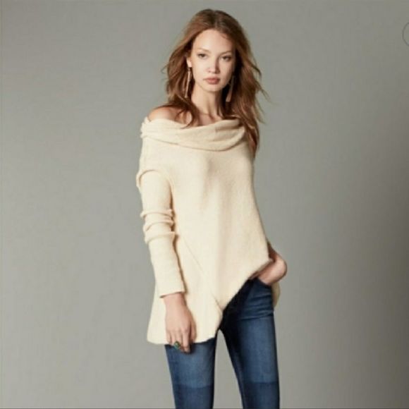 Free People Strawberry Fields Off Shoulder Cowl Size XS - Picture 2 of 7